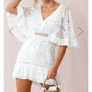 Selfie Leslie Caspar Leafy Embroidered Dress White